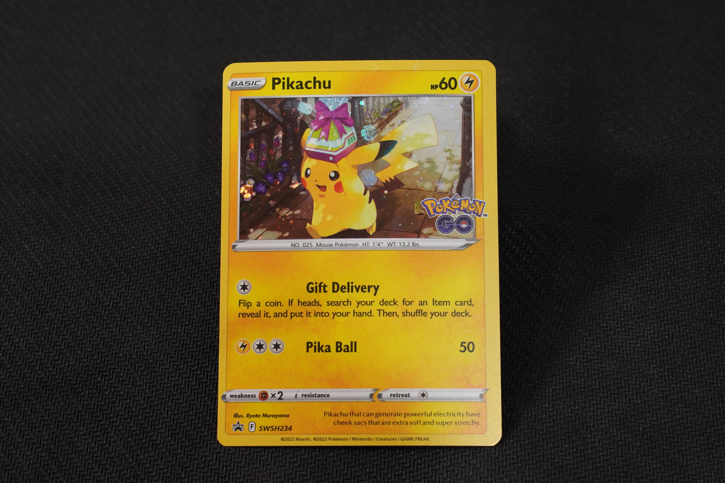 Pikachu SWSH234 Promo Holo TCG Pokémon Card - Near Mint